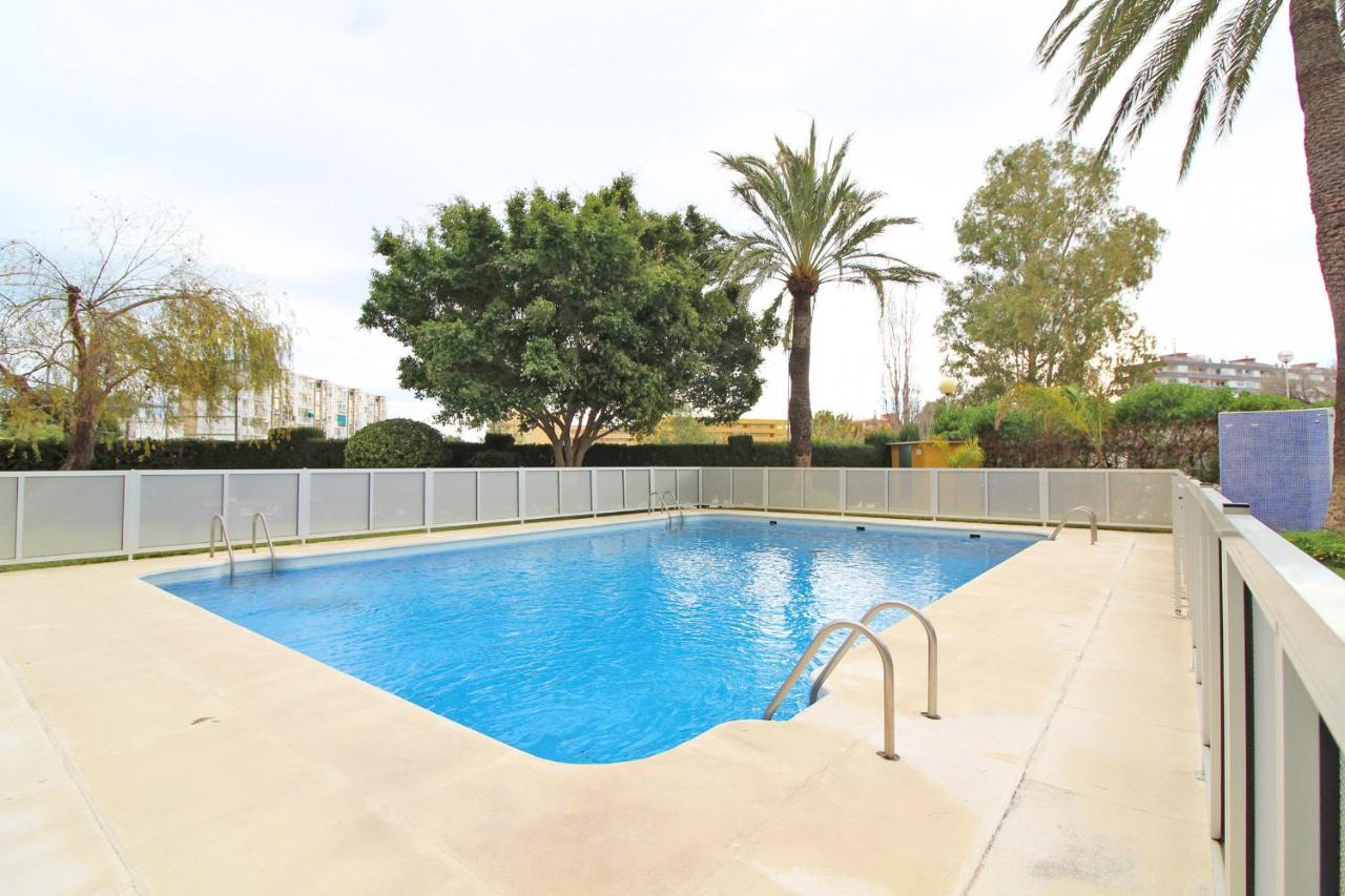 Global Properties, Apartamento En Urbanizacion Brezo Nova Canet Valencia Exterior photo